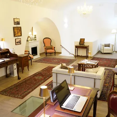 Il Ritrovo Dei Poeti לינה וארוחת בוקר טאראנטו