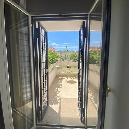 Il Ritrovo Dei Poeti לינה וארוחת בוקר 4*