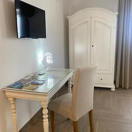 Il Ritrovo Dei Poeti 4*